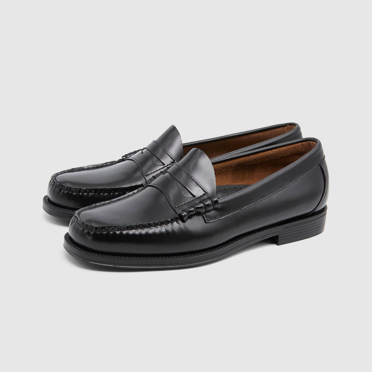 G.H. Bass & Co. Weejuns II Larson Penny Gum Sole Loafers