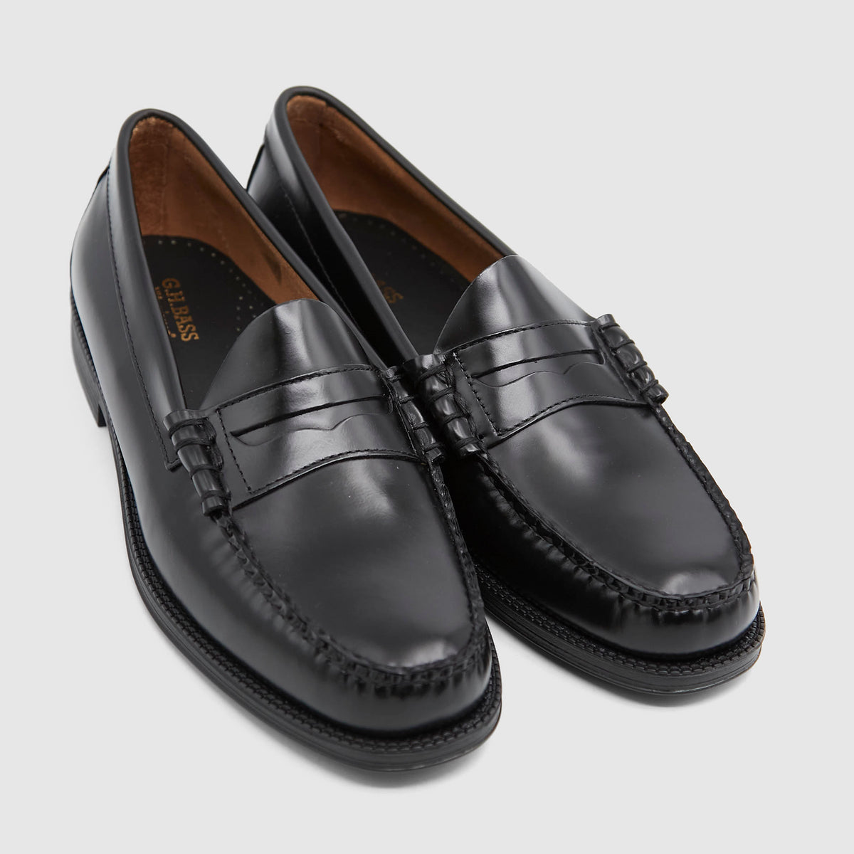 G.H. Bass & Co. Weejuns II Larson Penny Gum Sole Loafers