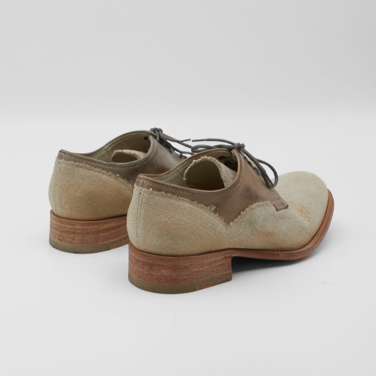 n.d.c. made by hand Ladies Leather Lined Linen Shoe