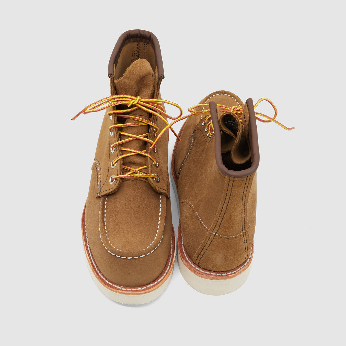 Red Wing Heritage Shoes Classic Moc-Toe Suede, 8881