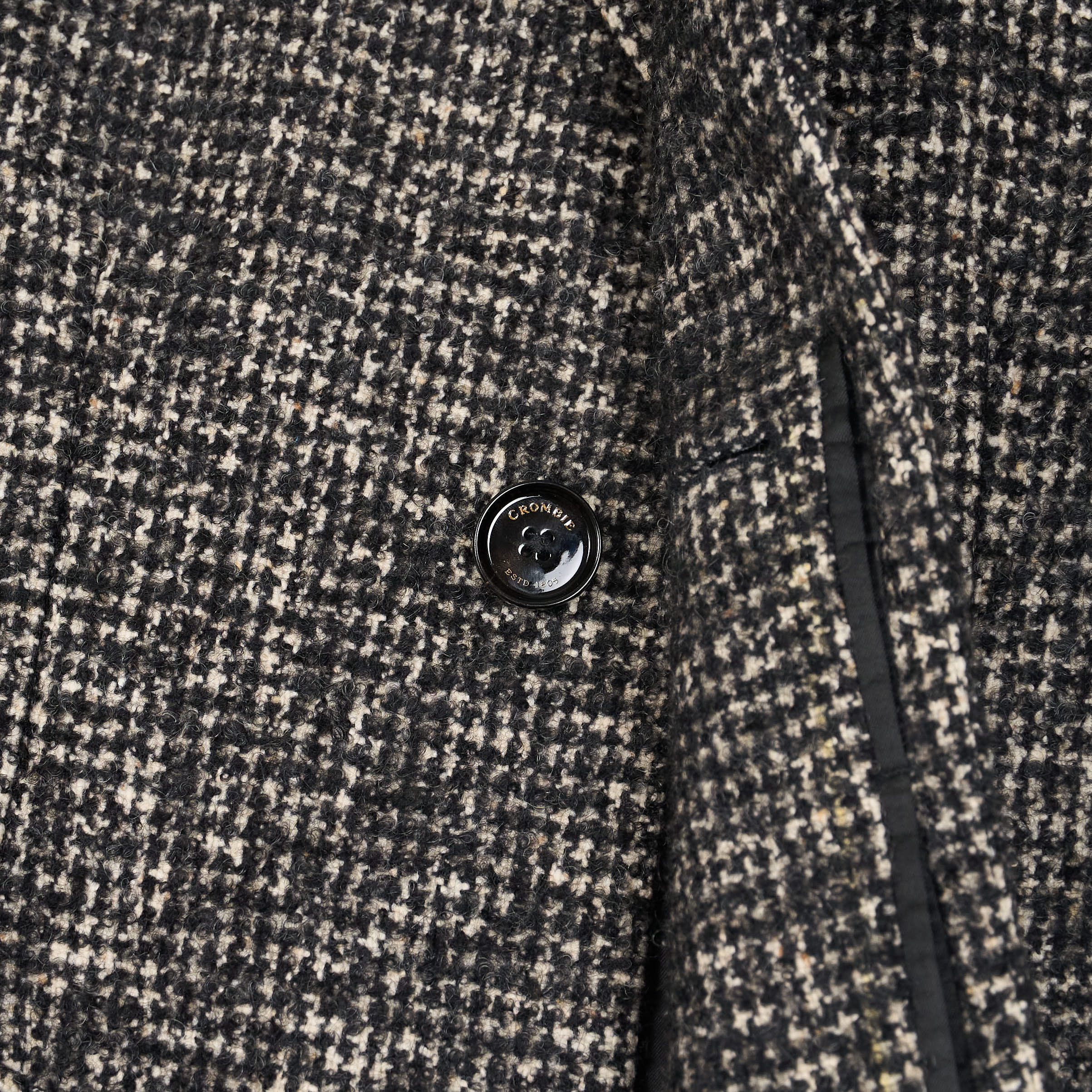 Crombie Classic Houndstooth Wool Over- Coat - DeeCee style