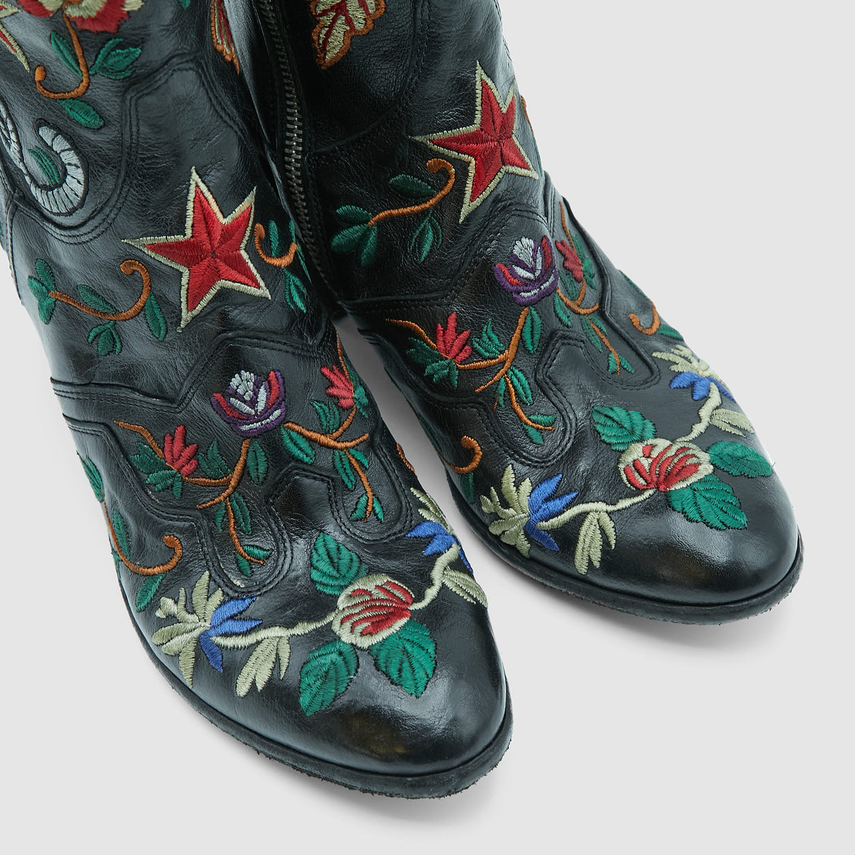 Fauzian Jeunesse Ladies Embroidered Tronchetto Western Ankle Boot With Zip