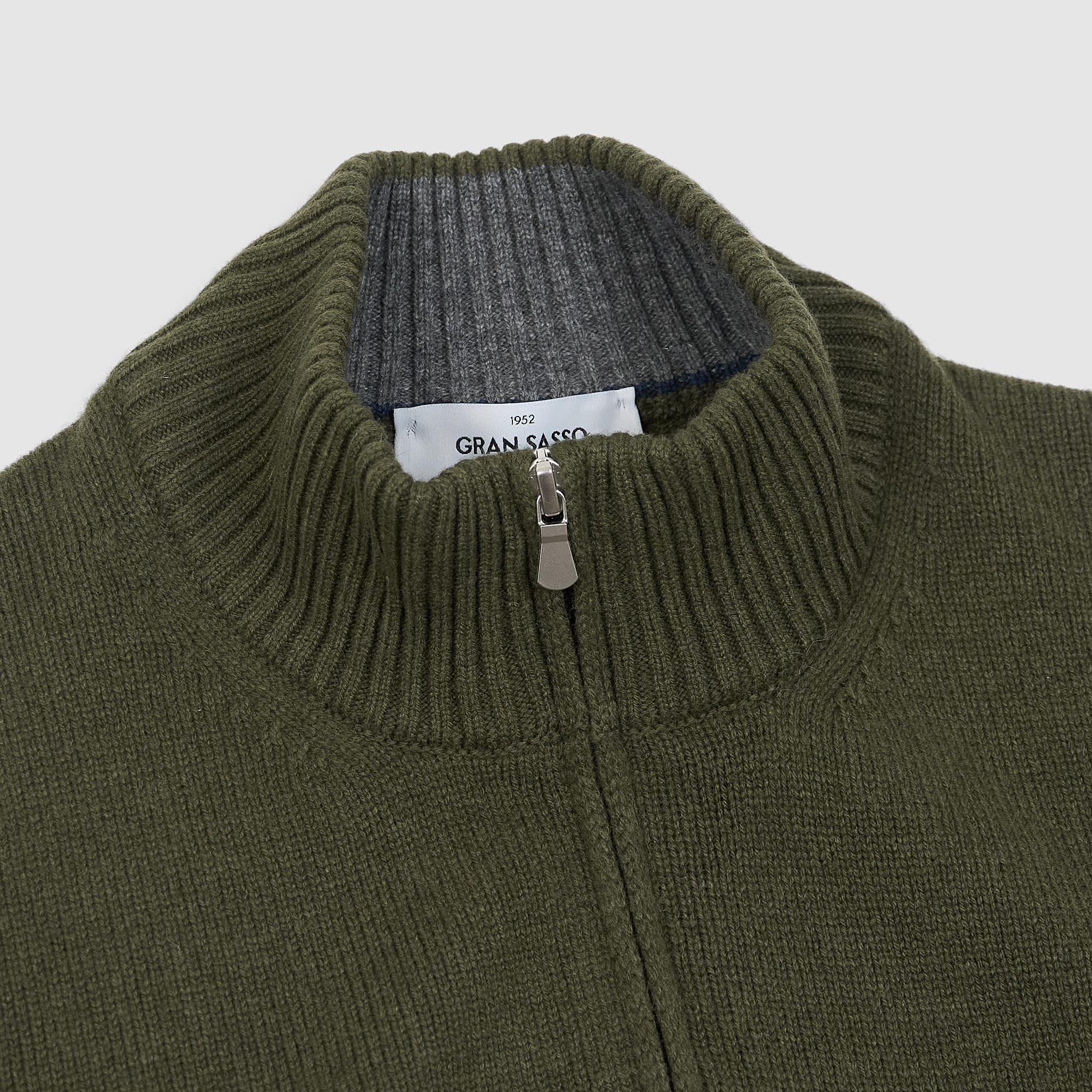 Gran Sasso Full-Zip Wool Cardigan - DeeCee style