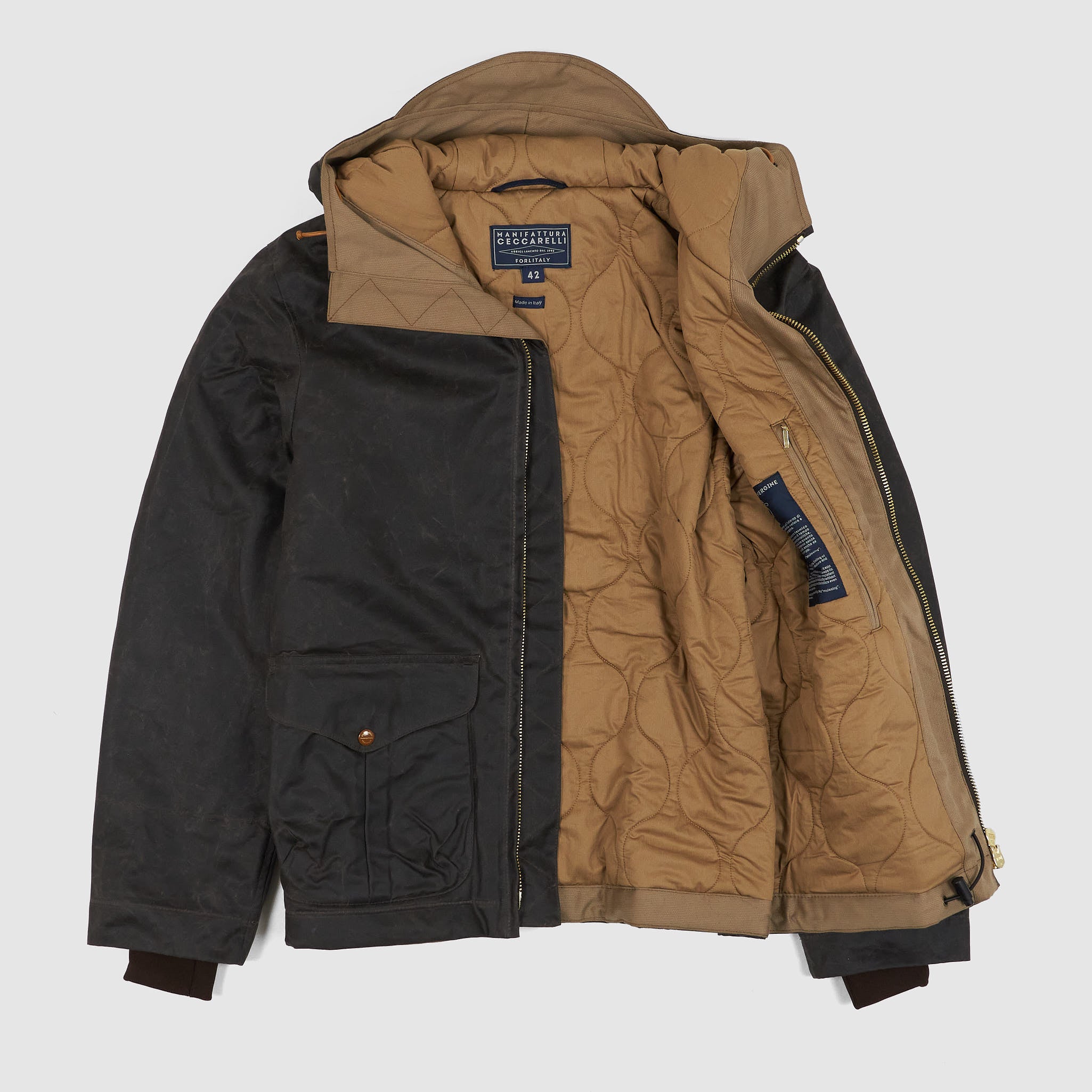 MANIFATTURA CECCARELLI　MOON Manifattura Ceccarelli Hooded Waxed Jacket W/ Wool Padding