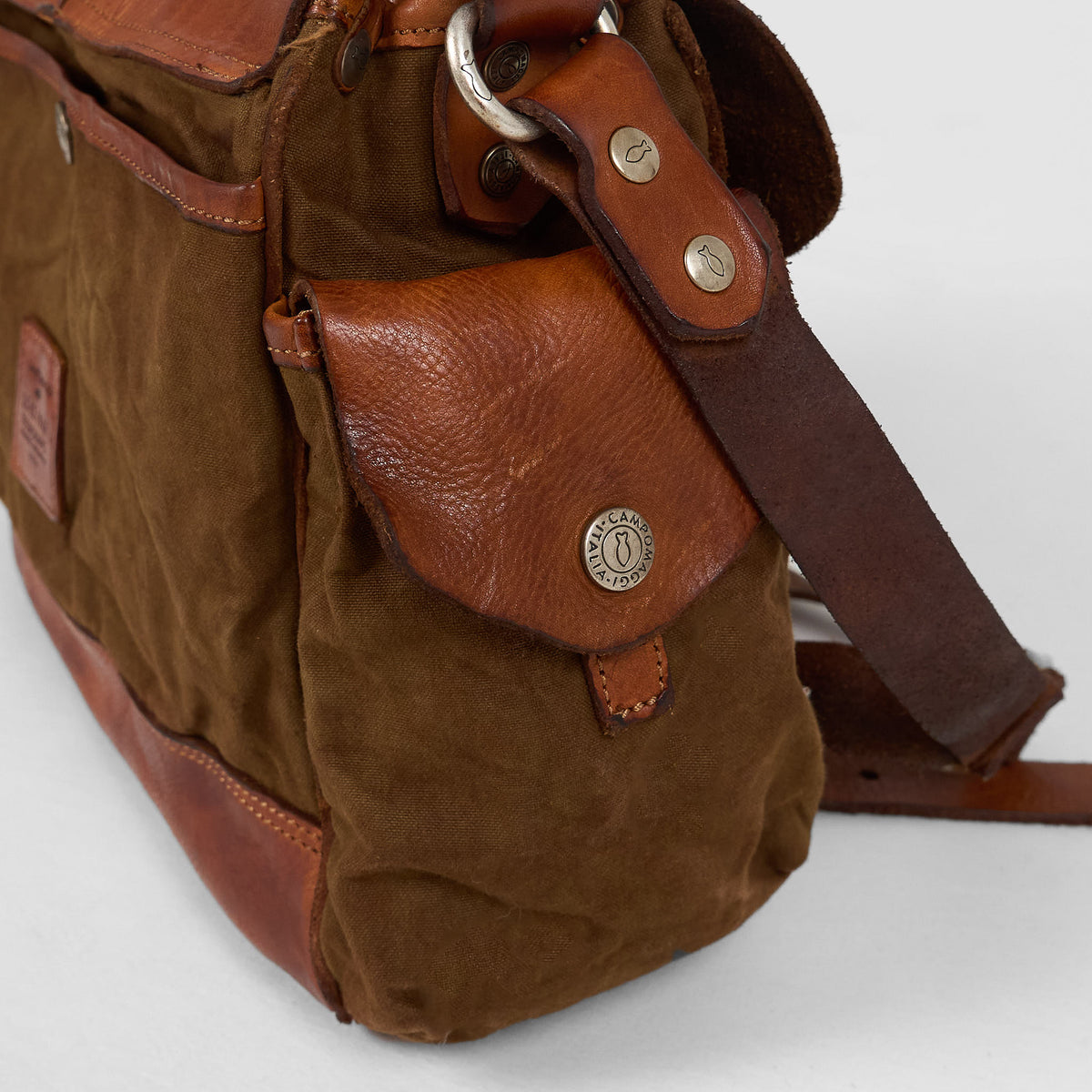 Campomaggi Canvas Leather Shoulder Bag