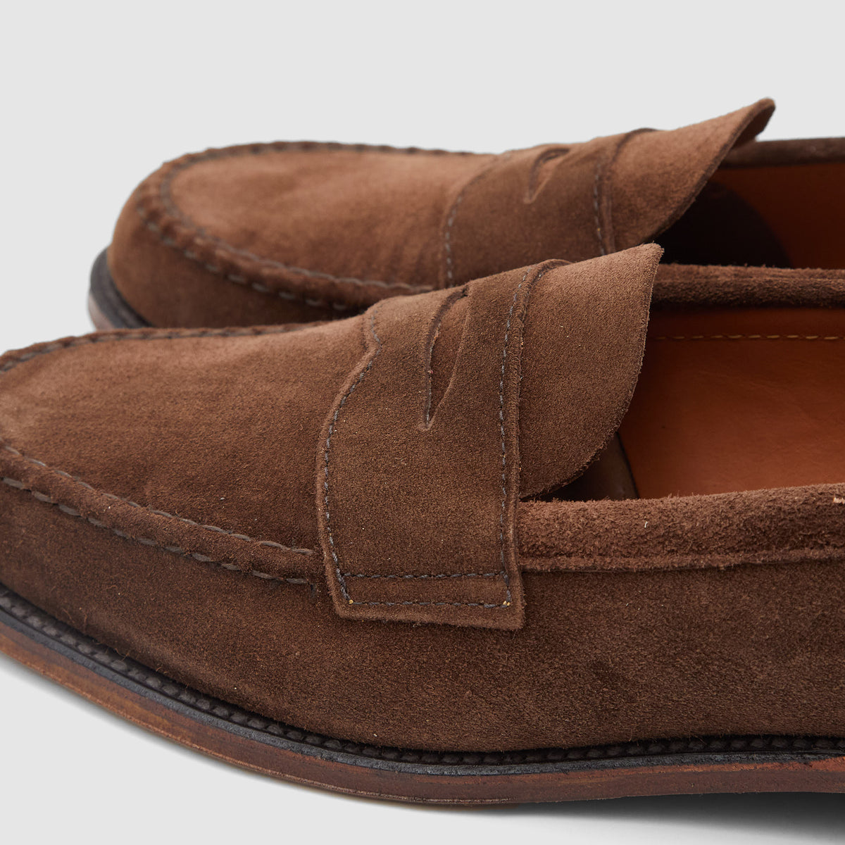 Alden Penny Loafer Snuff Suede 6245F