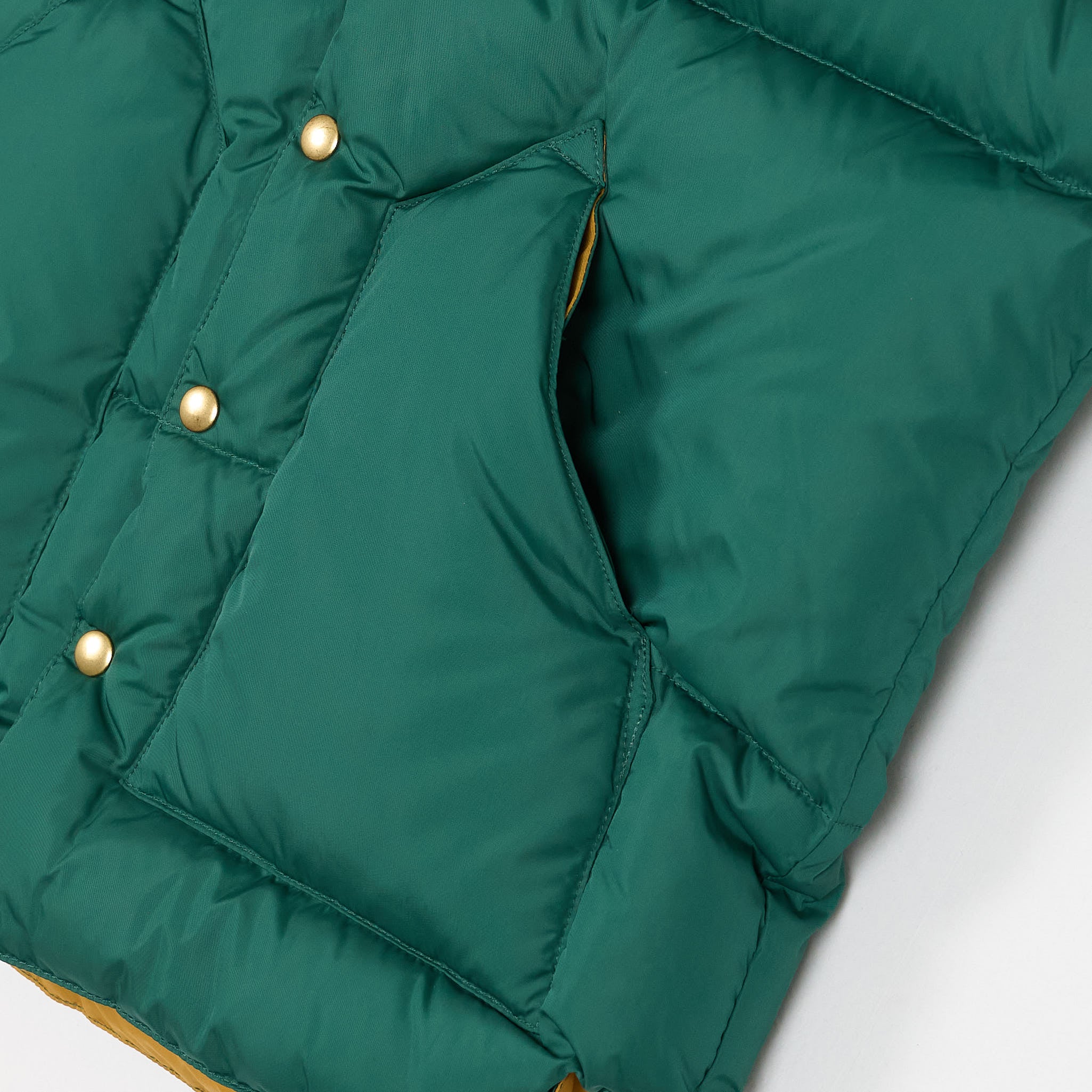 Rocky Mountain Featherbed Down Vest - DeeCee style