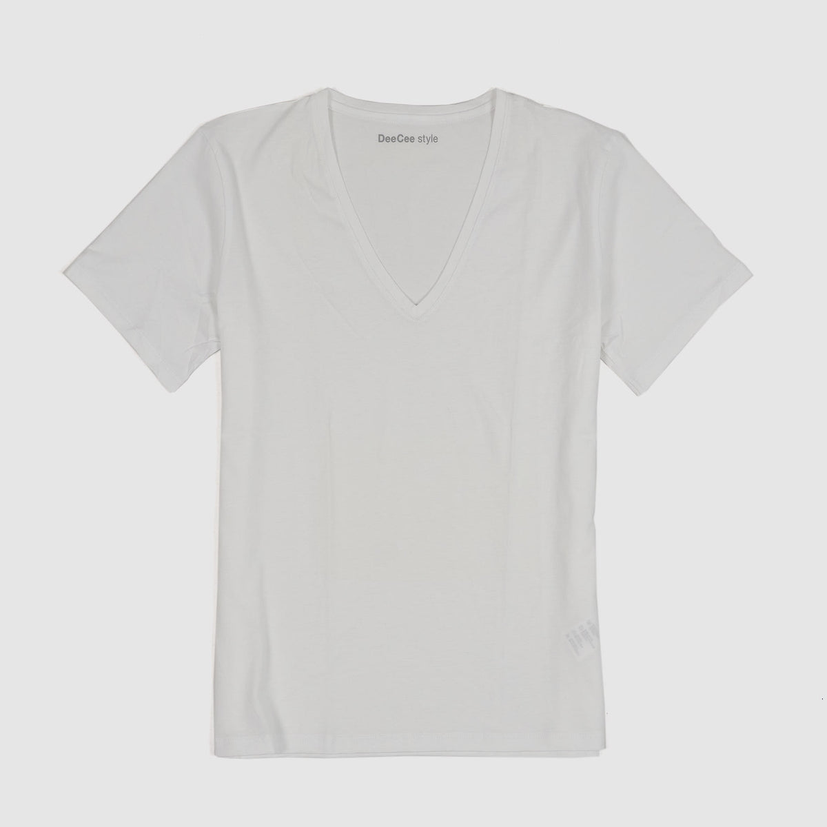 DeeCee style Ladies Peruvian V-Neck T-Shirt