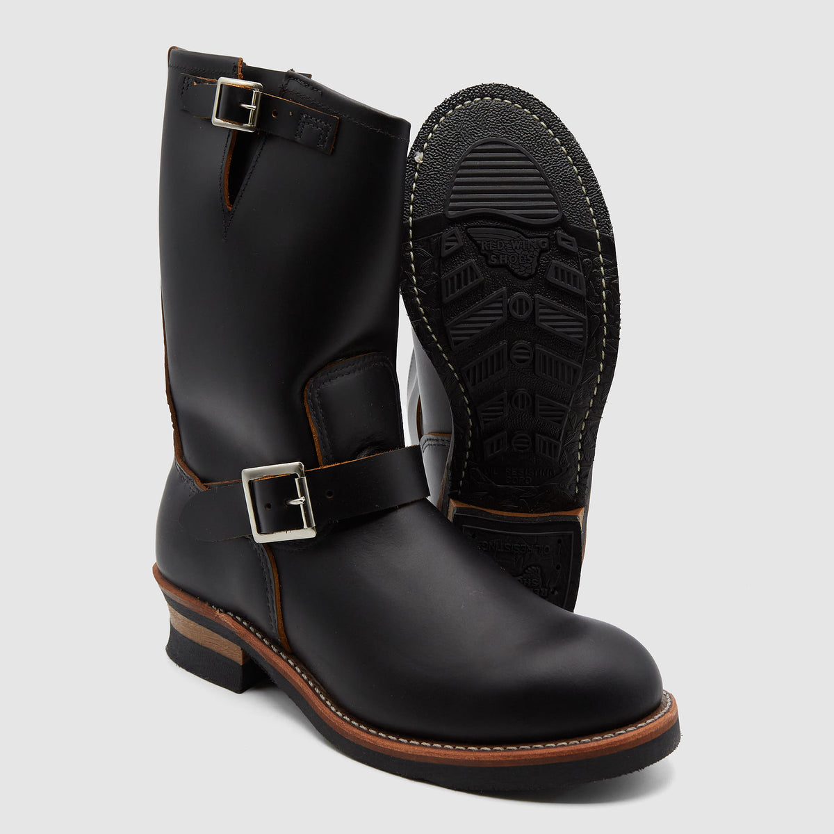 靴 RED WING SHOES 2966 Men's Engineer Boot in Black Klondike Leather 2966 | Red Wing Heritage