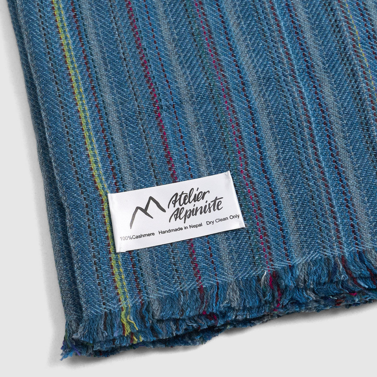 Atelier Alpiniste Large Classic Cashmere Scarf