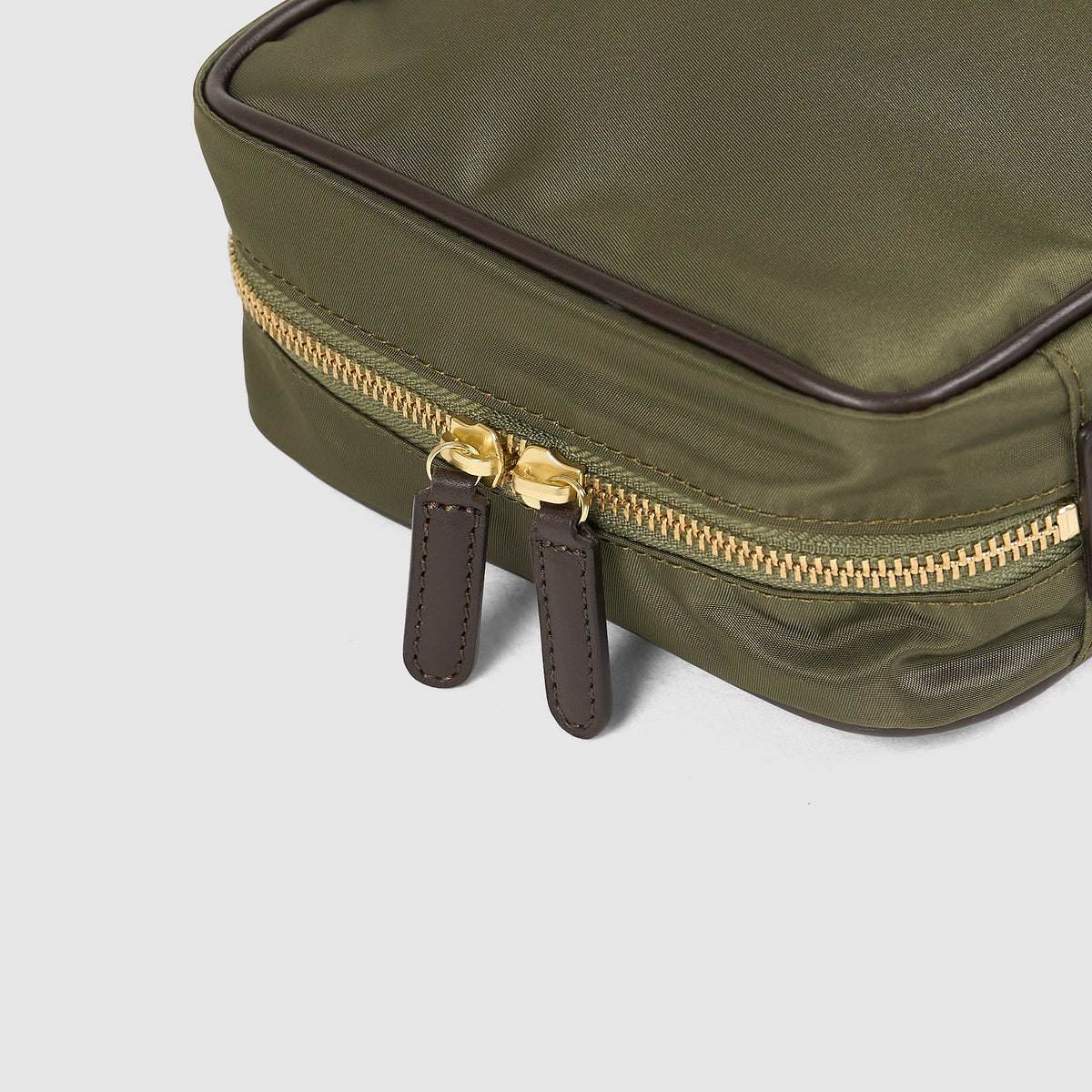 Felisi Microfiber Canvas Toiletry Bag