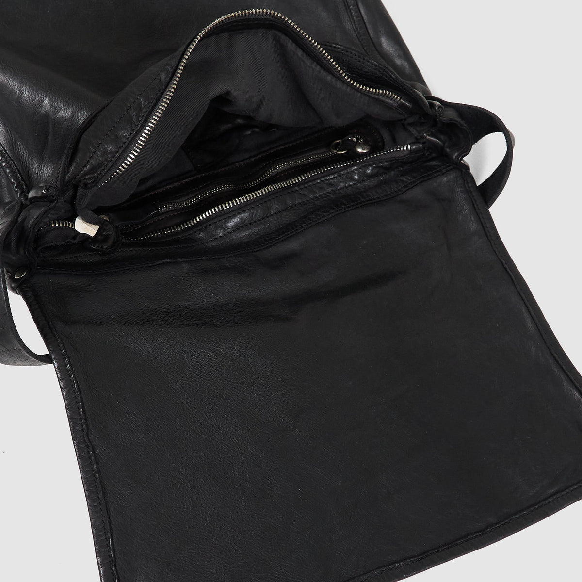 Campomaggi Crossbody Leather Shoulder Bag