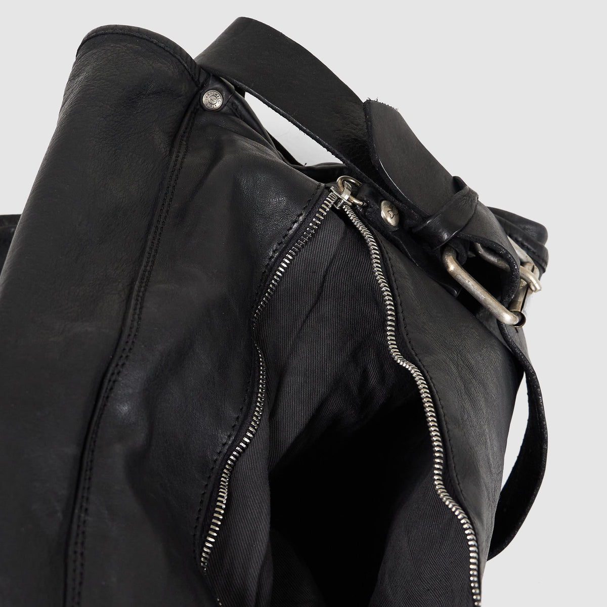 Campomaggi Crossbody Leather Shoulder Bag