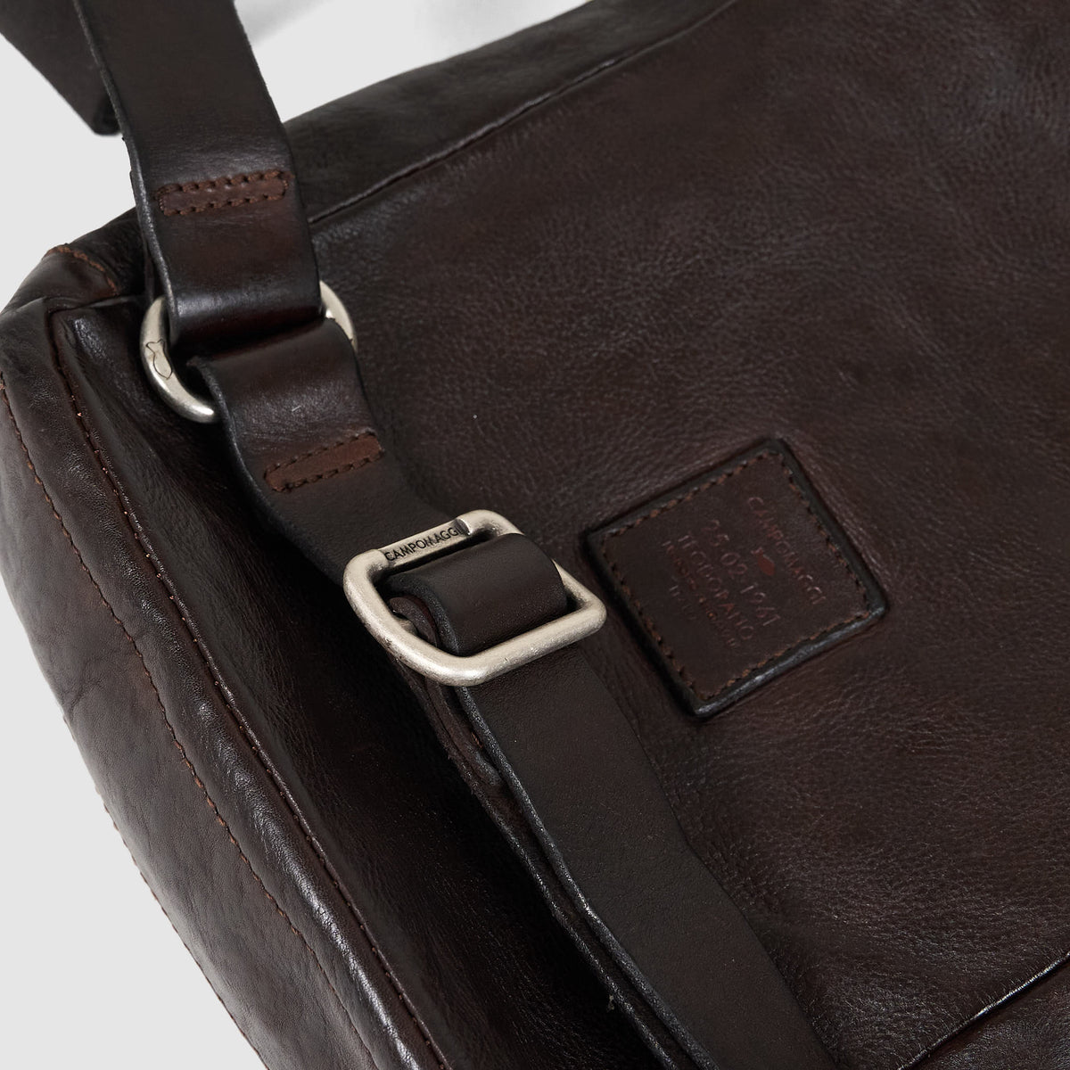 Campomaggi Small Leather Shoulder Bag