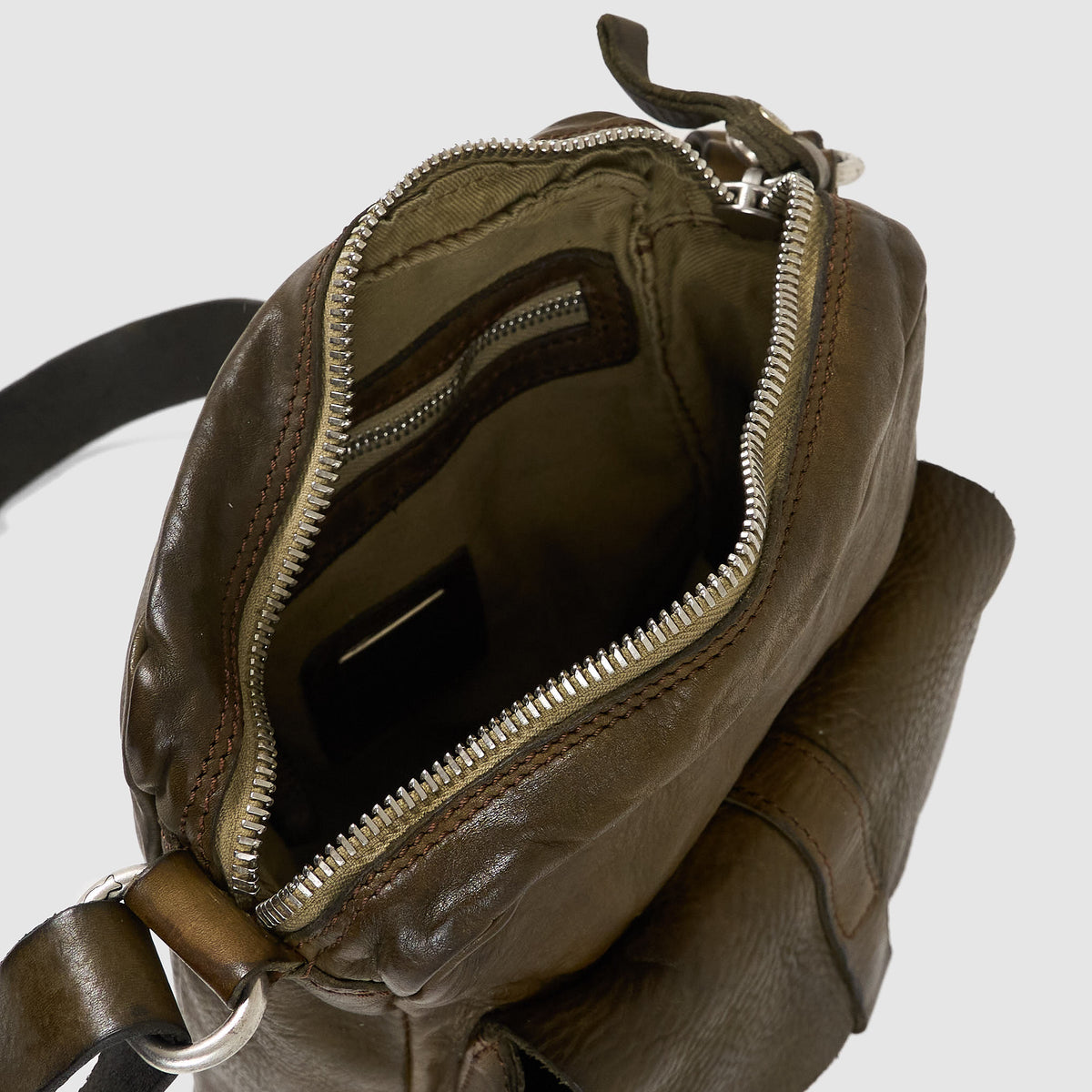 Campomaggi Small Leather Shoulder Bag