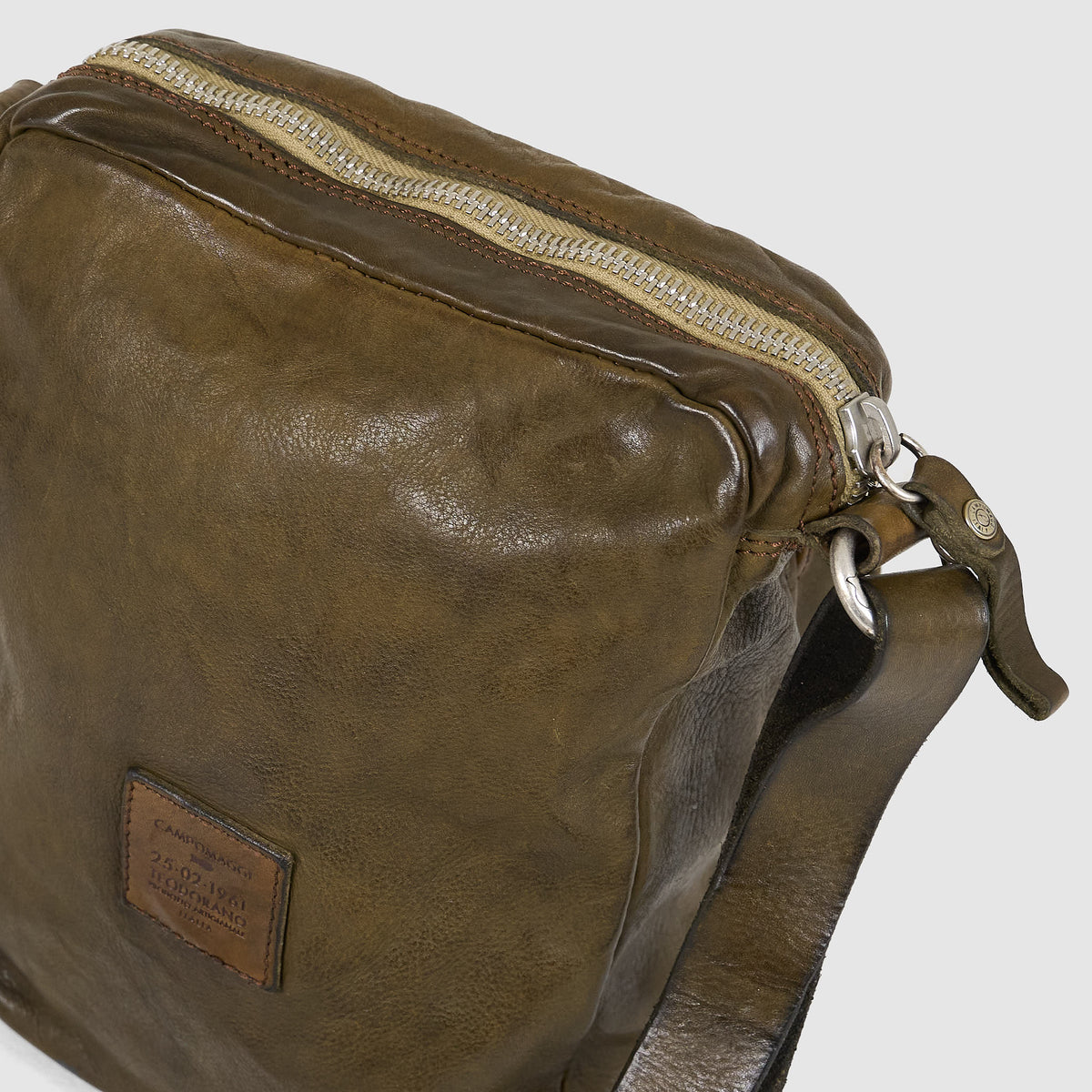 Campomaggi Small Leather Shoulder Bag