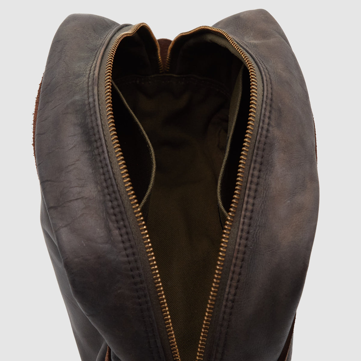 Double RL Buffalo Leather Travel Case