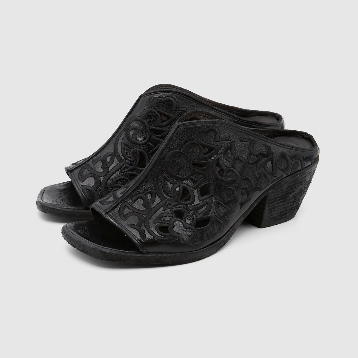 Fauzian Jeunesse Ladies Embroidered Western Slipper