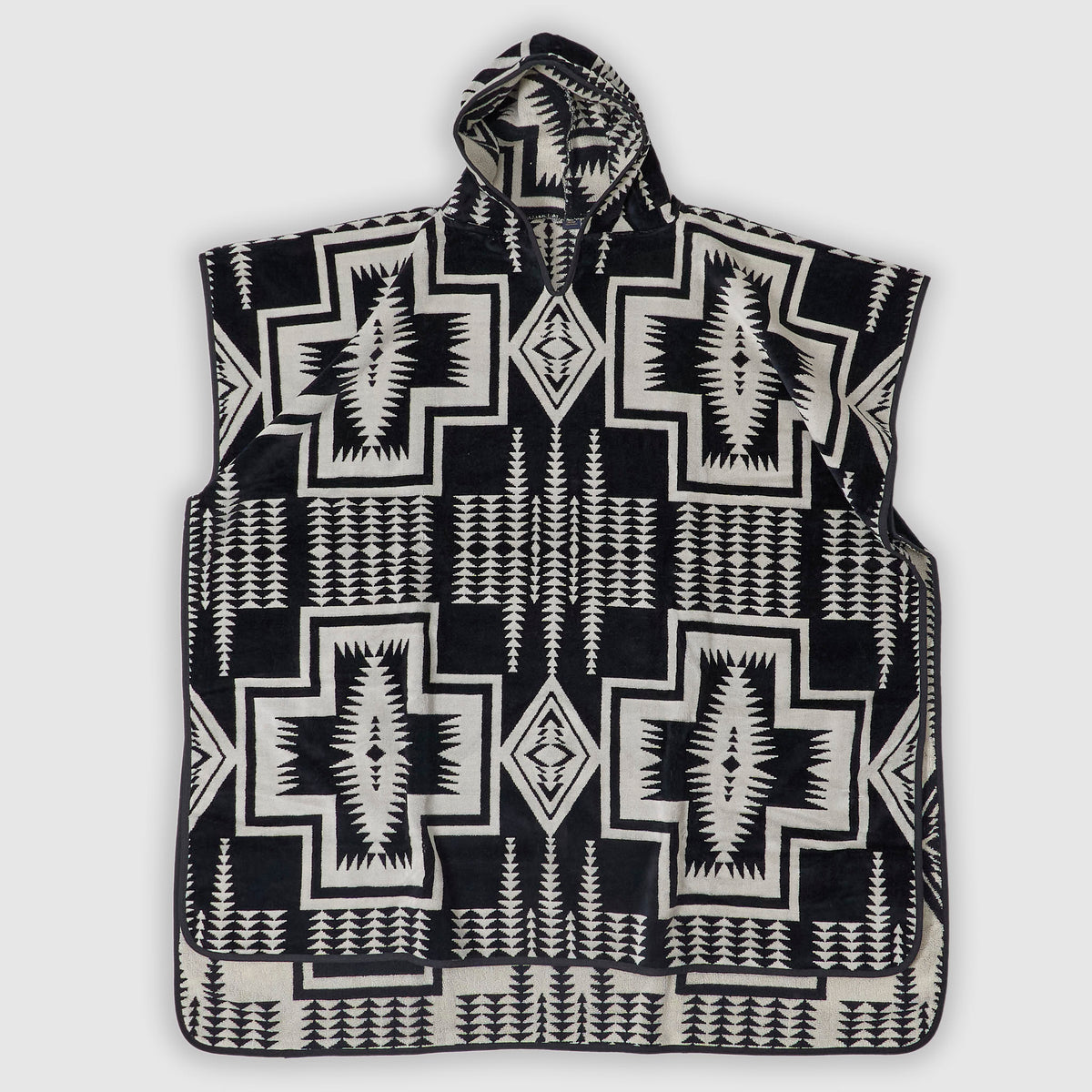 Pendleton Harding Black Hooded Towel