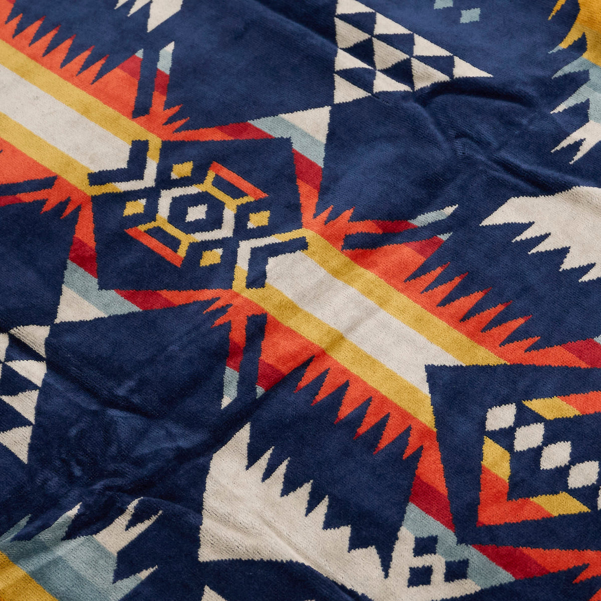 Pendleton Oversized Nehalem Navy Towel