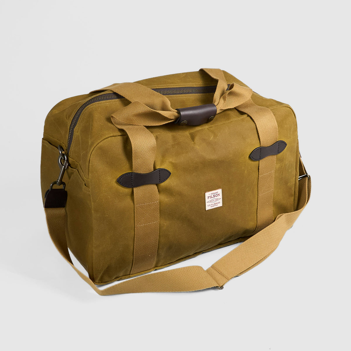 Filson Medium Tin Cloth Duffle