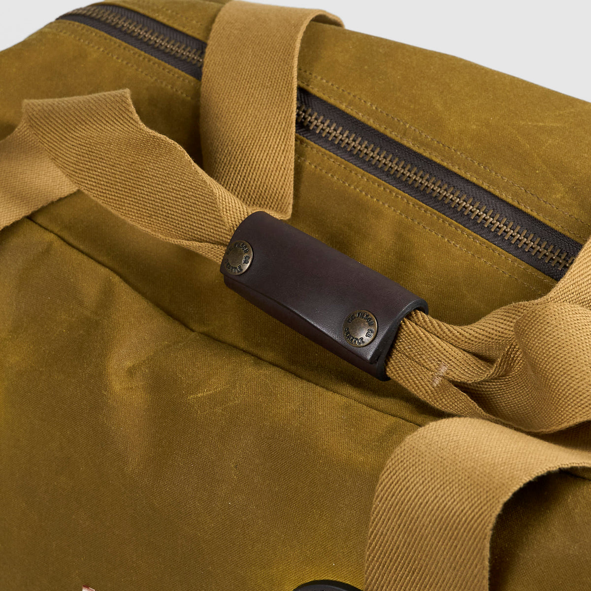 Filson Medium Tin Cloth Duffle