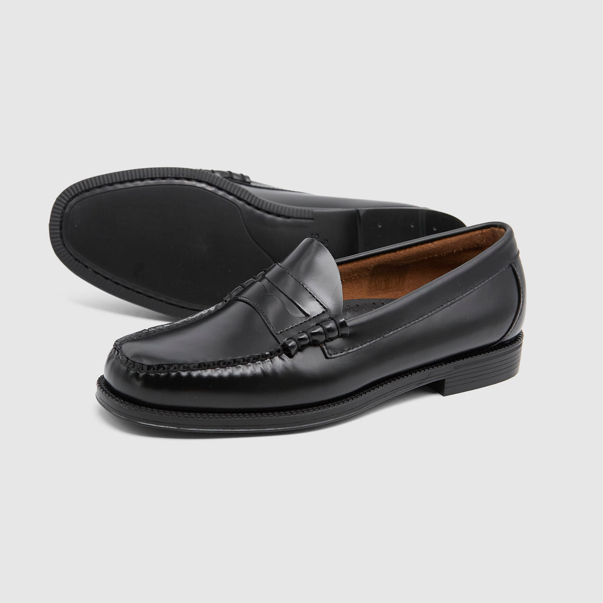 G.H. Bass & Co. Weejuns II Larson Penny Gum Sole Loafers