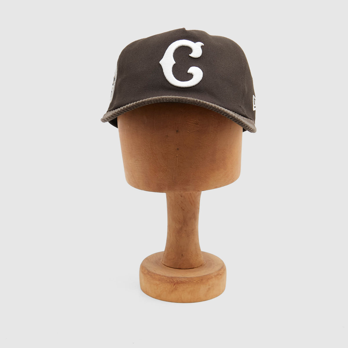 New Era 19Twenty Adjustable Chicago Cubs WS Corduroy Cap