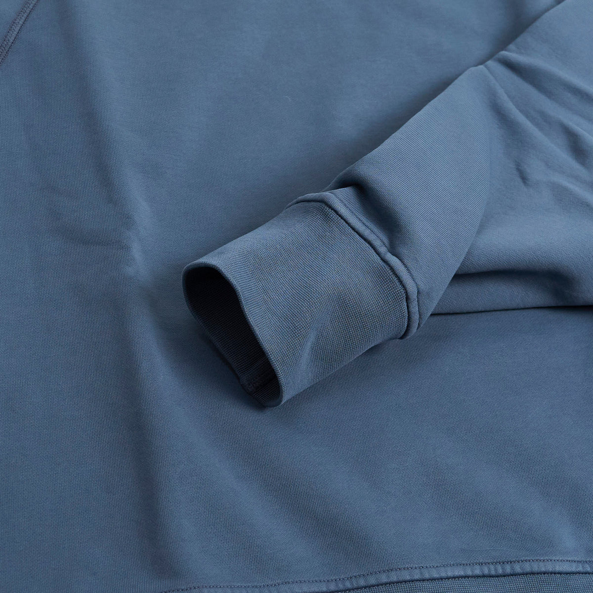 Stone Island Classic Raglan Crew Neck Organic Cotton Sweatshirt