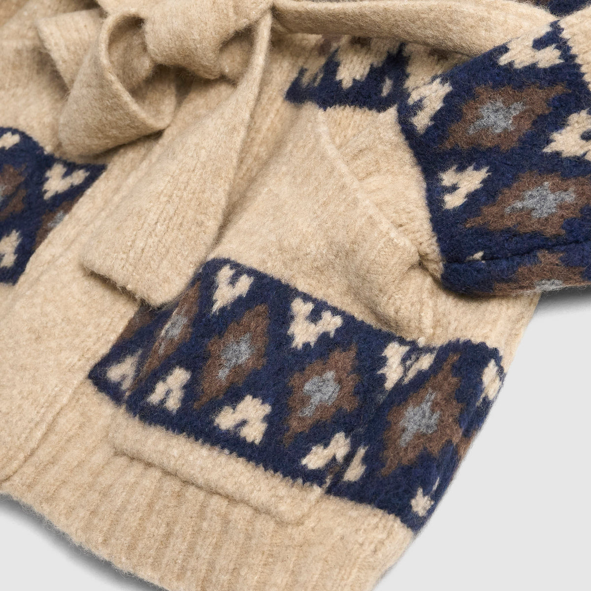 Rakki The Diva Marilyn Monroe Etno–Jacquard Wool Cardigan