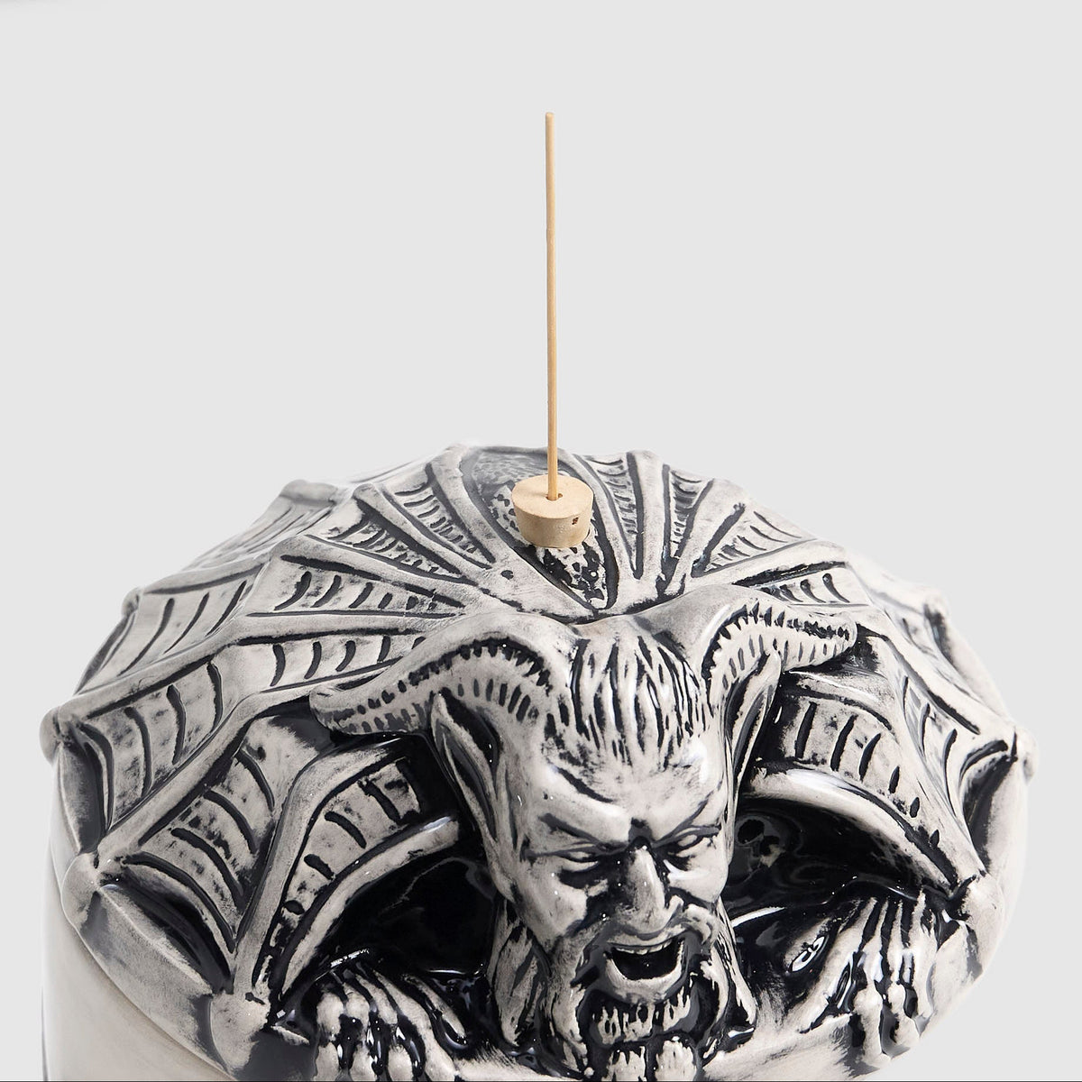 Neighborhood Cauldron Incense Chamber