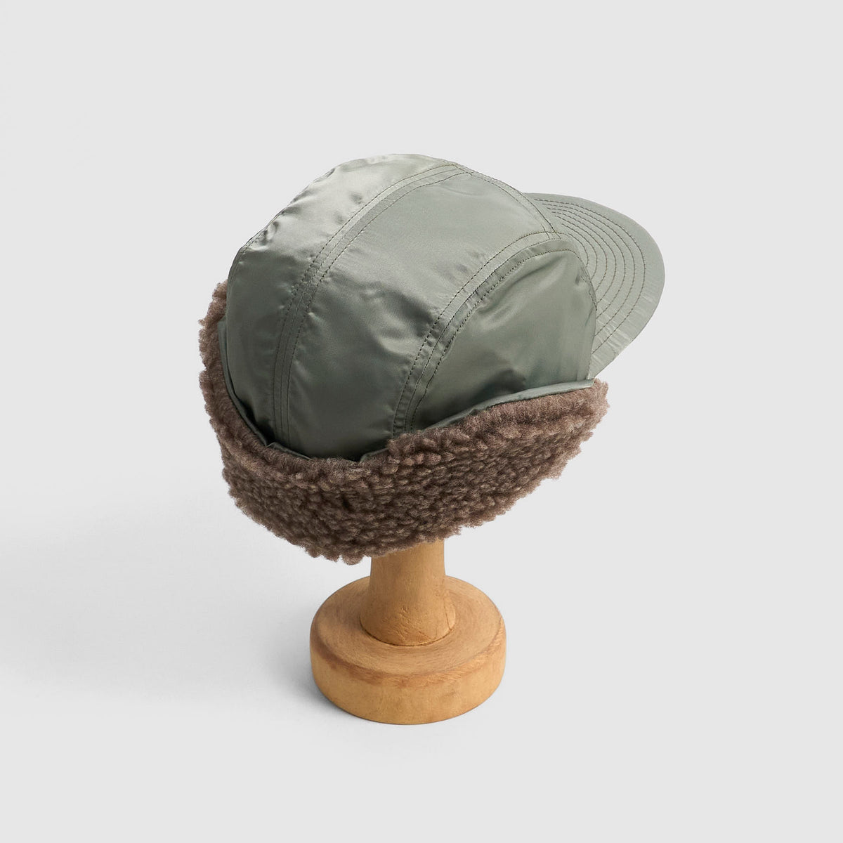 câbleami Flying Ball Earflaps Hat