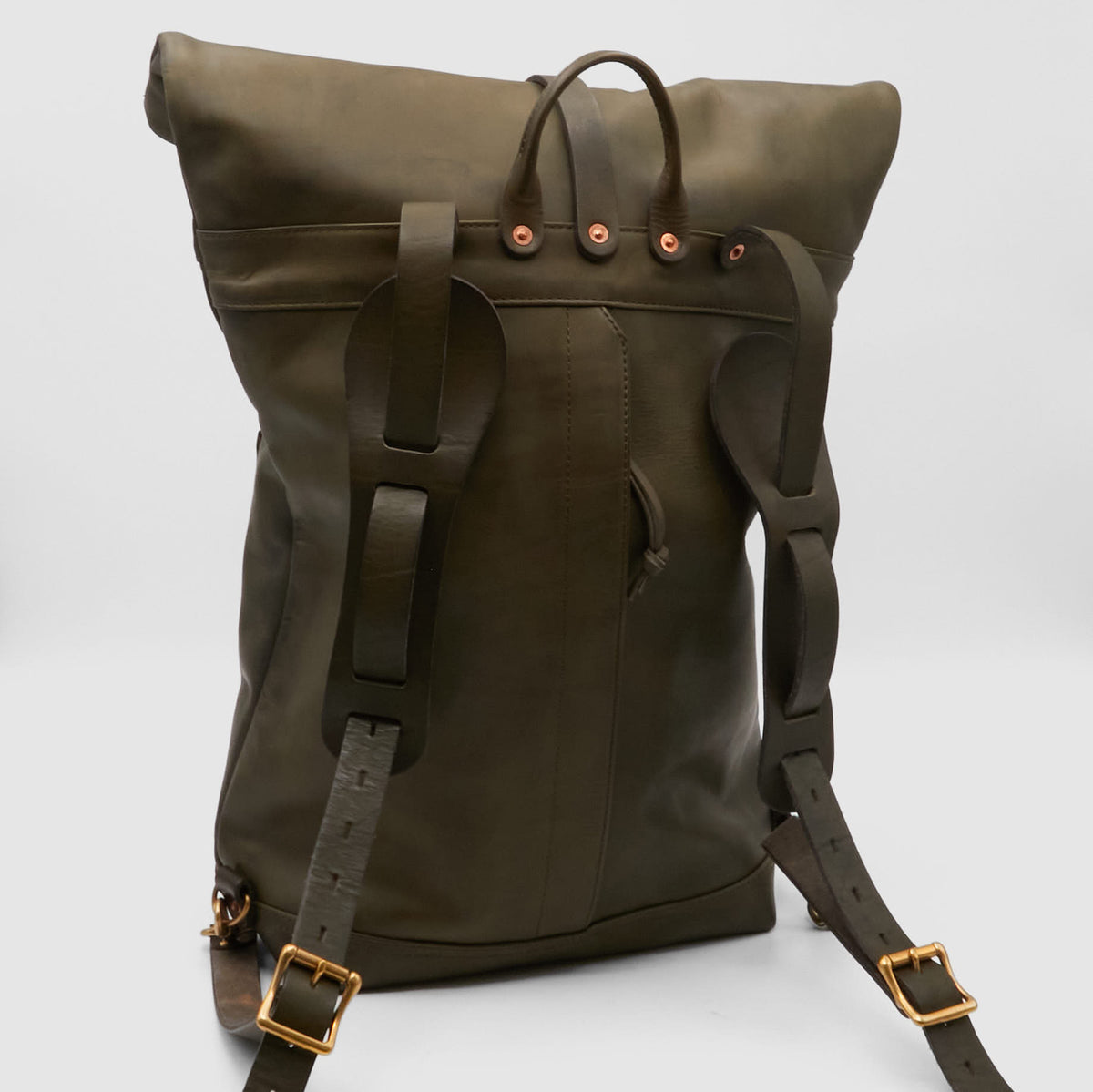Vasco Leather Rolltop Backpack - DeeCee style