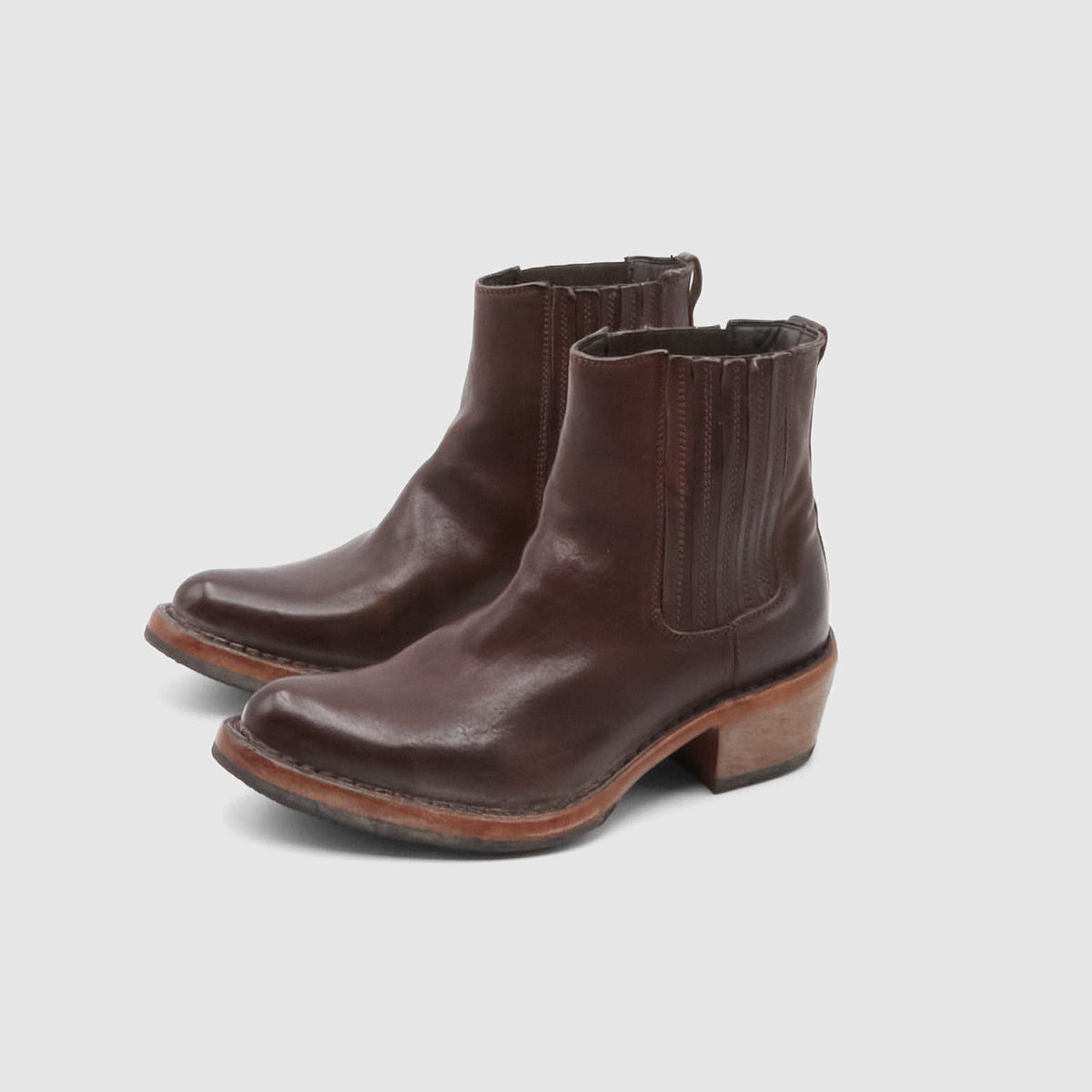 Moma Ladies Pointy Western Inspired Low Boot