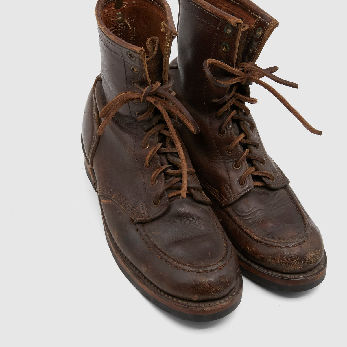 Irregular Vintage New England Boots