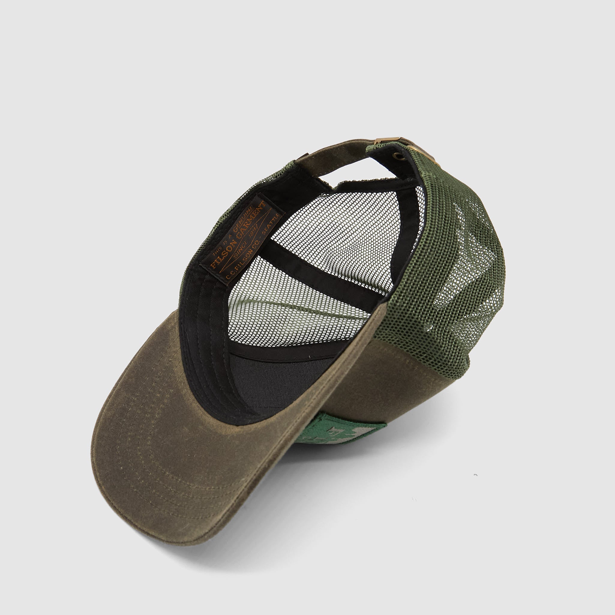 Filson Logger Mesh-back Trucker Cap - DeeCee style