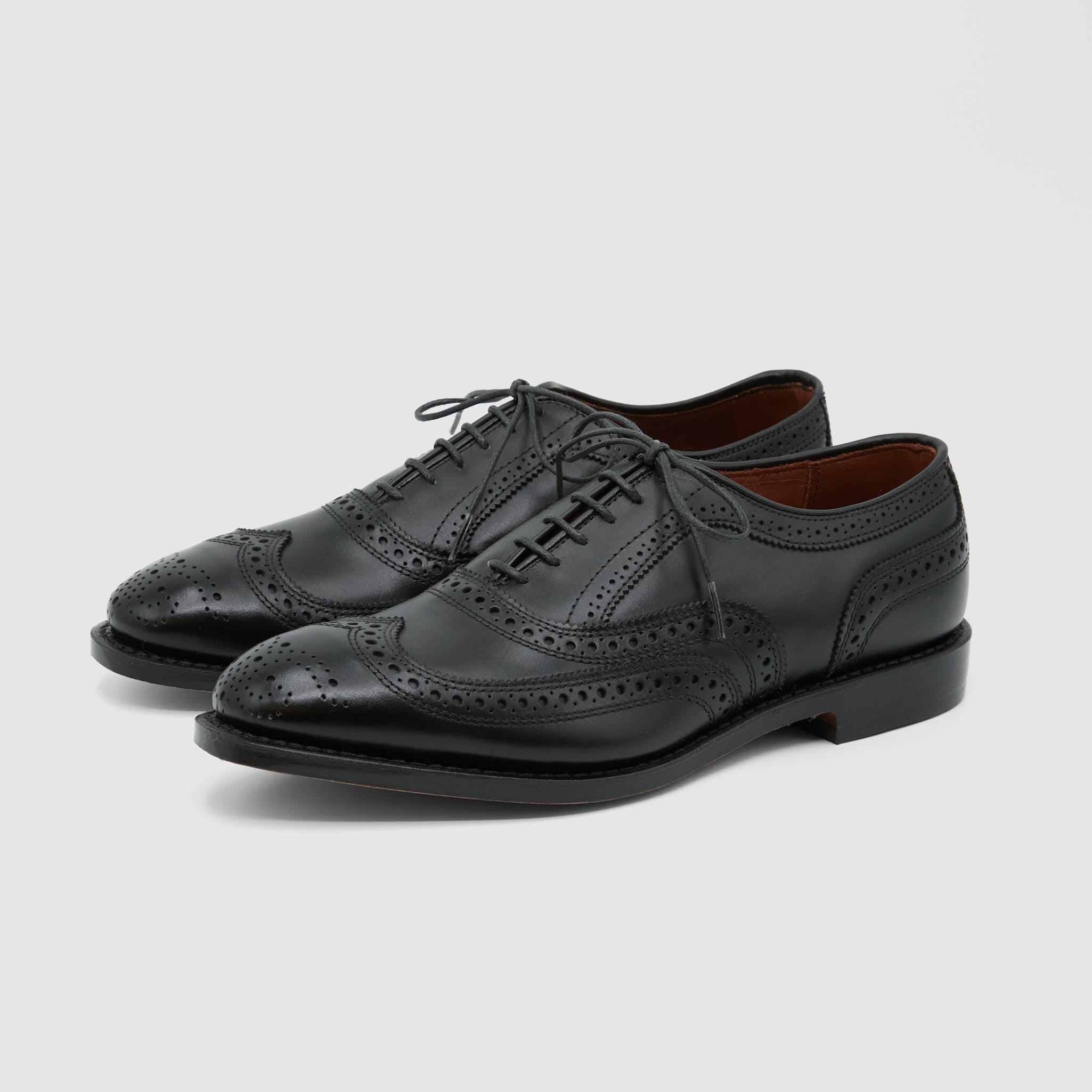 Allen edmonds wingtip hot sale