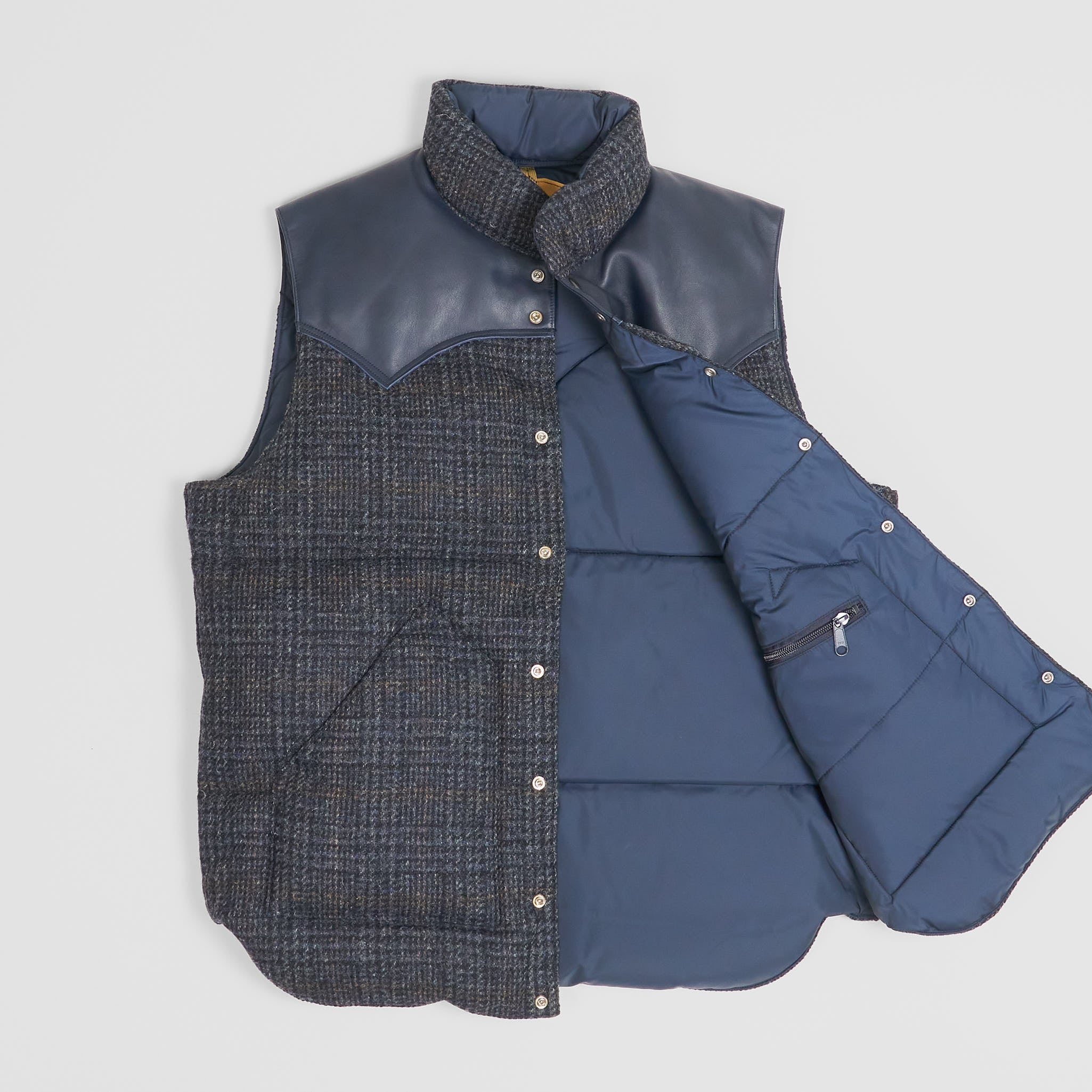 Rocky Mountain Featherbed Harris Tweed Down Vest - DeeCee style
