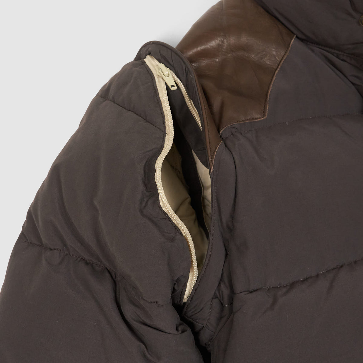 Chevignon Togs Unlimited Down Jacket Waistcoat