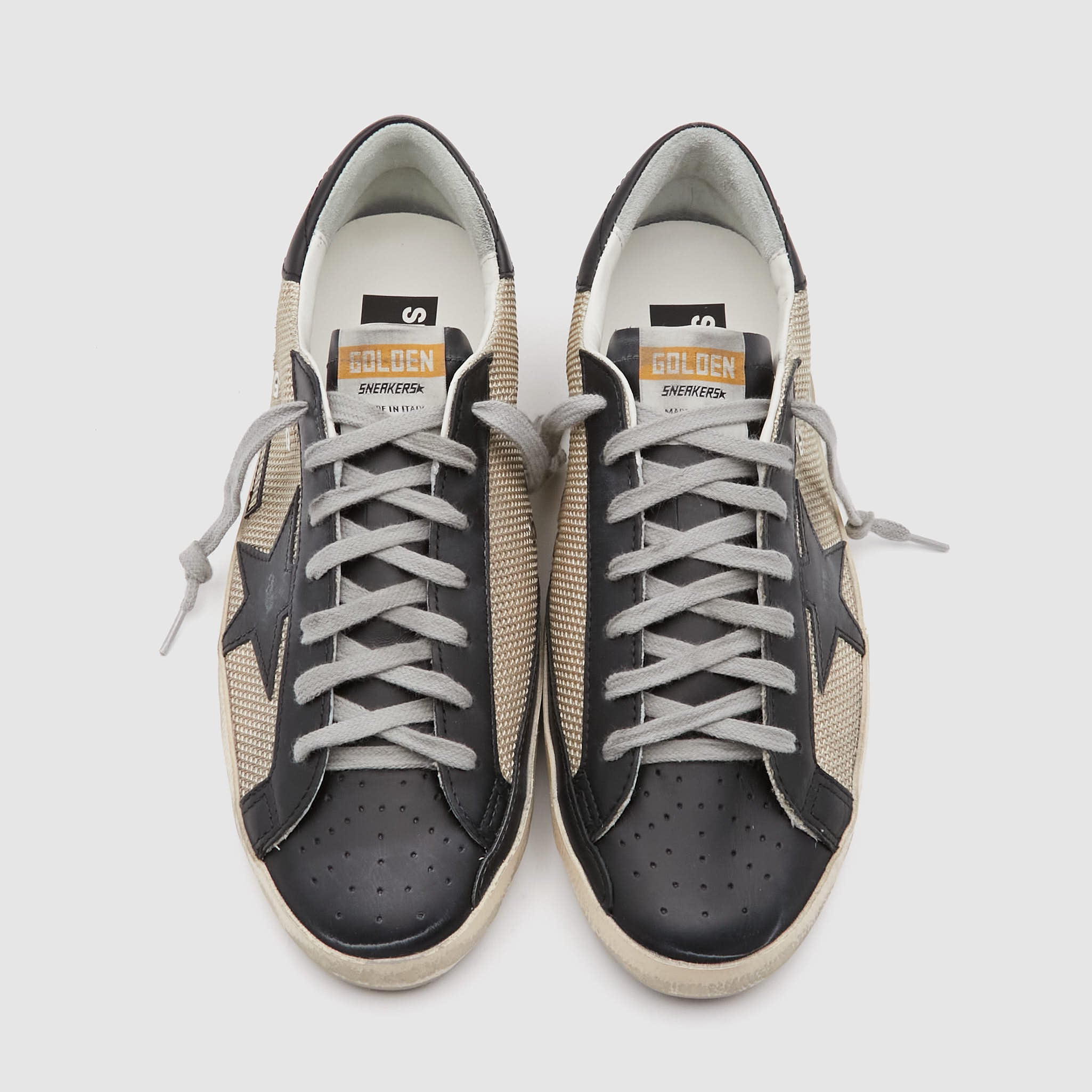 Golden goose superstar clearance grey cord gum