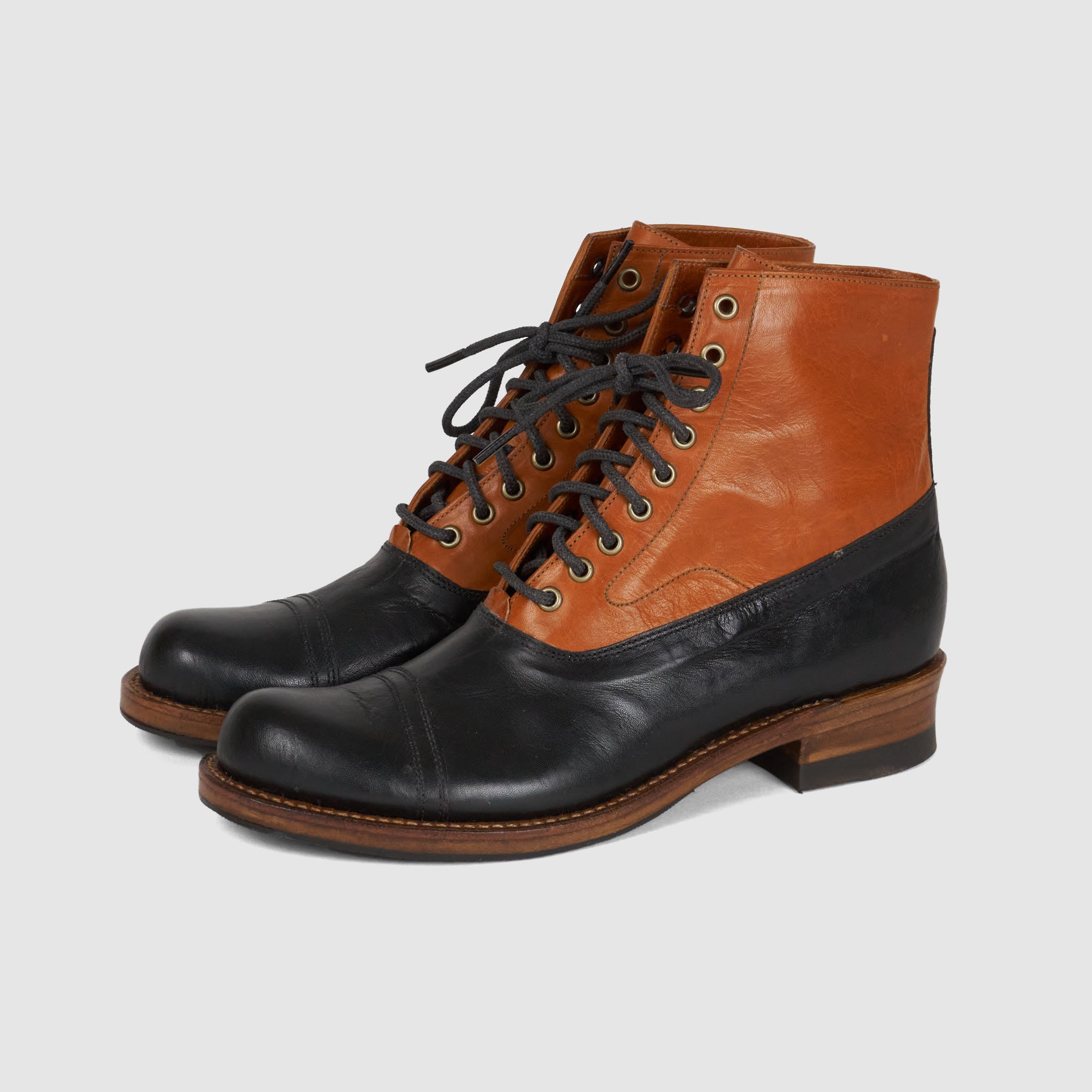Julian boots top