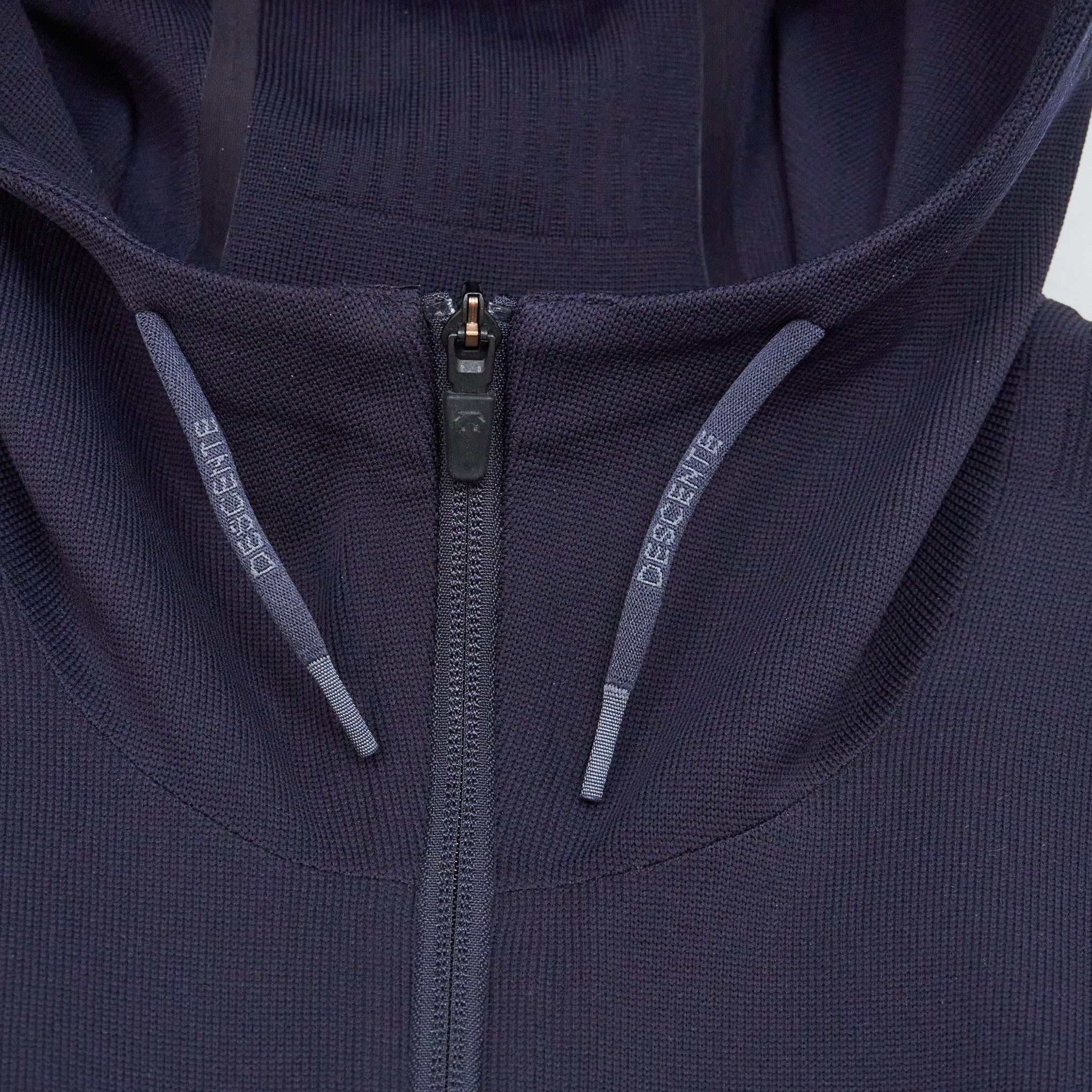 Descente softshell cheap