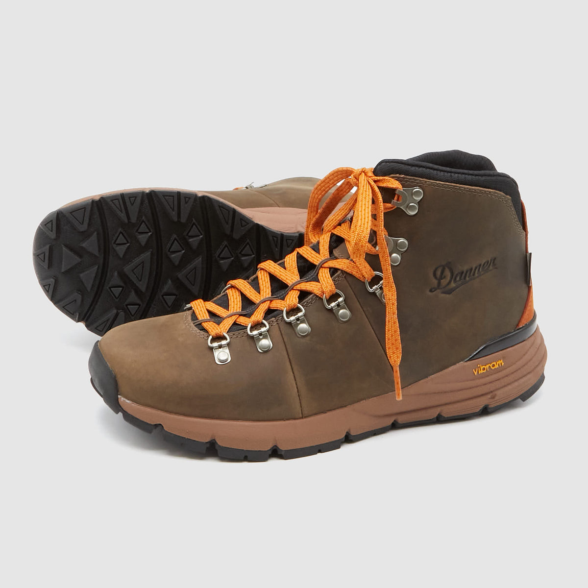 Danner Boots lightweight Mountain 600 DeeCee style