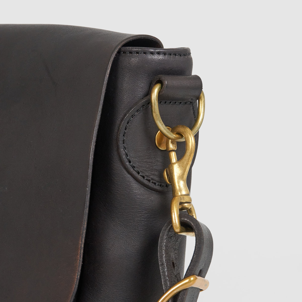 Vasco Postman Leather Shoulder Bag Large