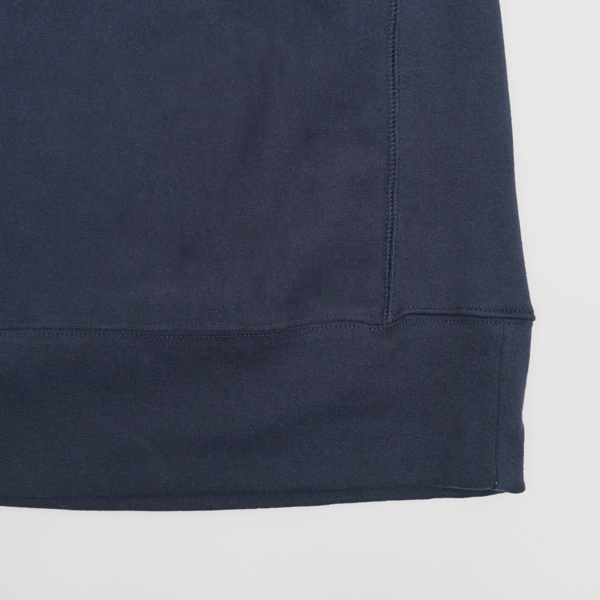 Engineered Garments Raglan Crew Neck Sweatshirt - DeeCee style