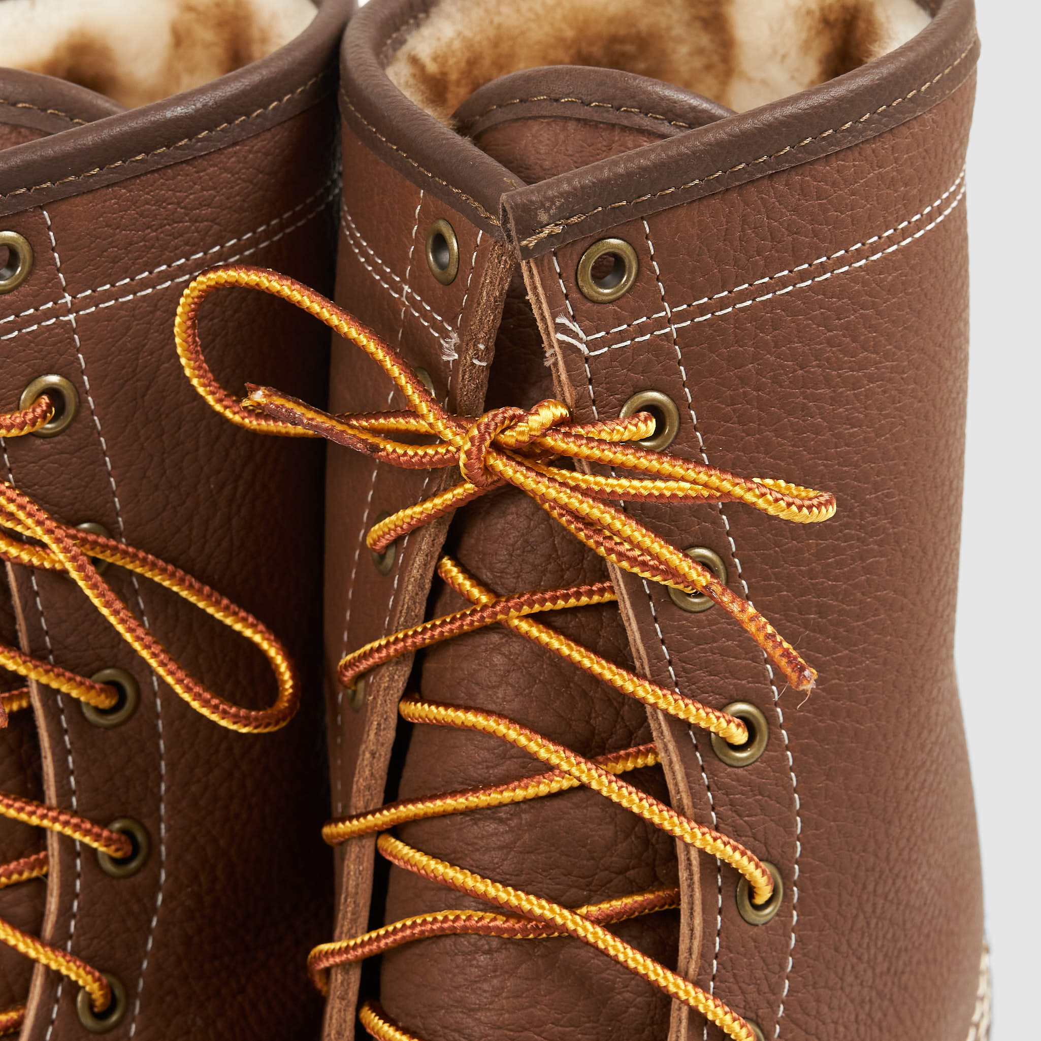 L.L. Bean Shearling 10 Boots DeeCee style