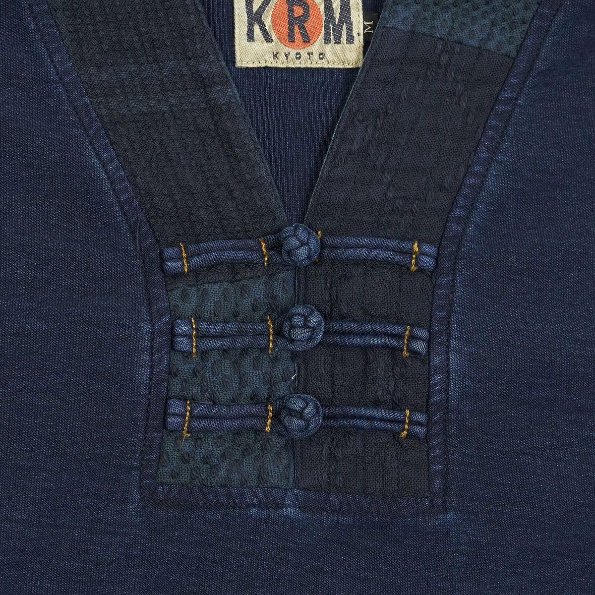 Koromo Knotted Collar Long Sleeve T-Shirt