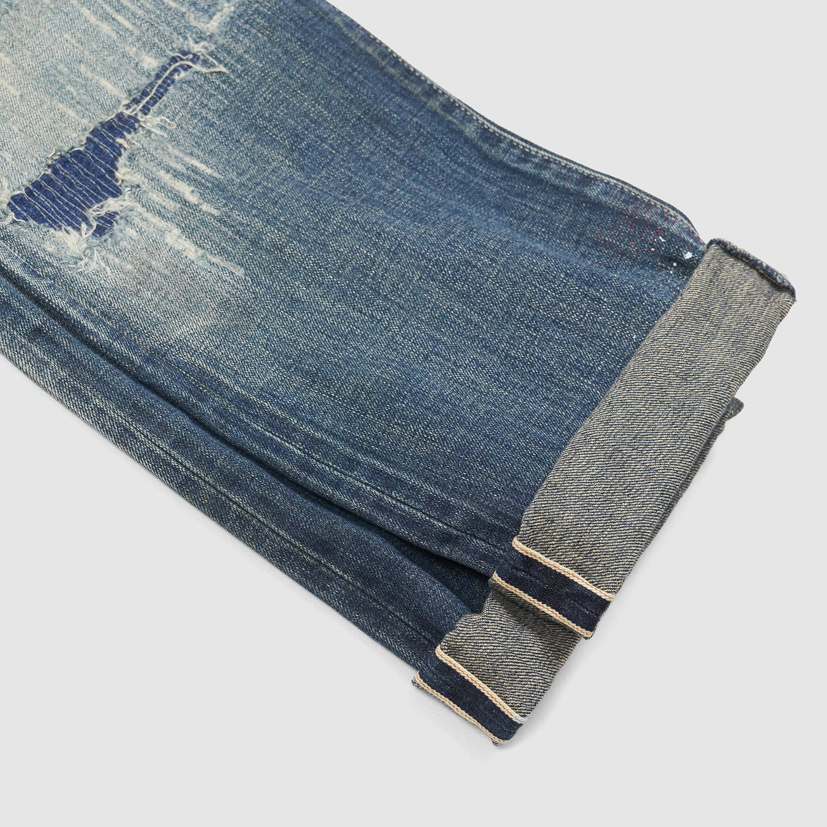 Neighborhood Deep-Mid Tapered Distressed Selvage Jeans