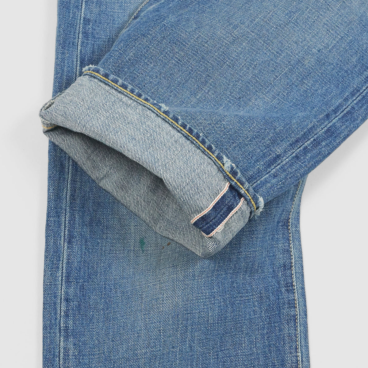 Chimala 5-Pocket Light Destroyed Denim Jeans