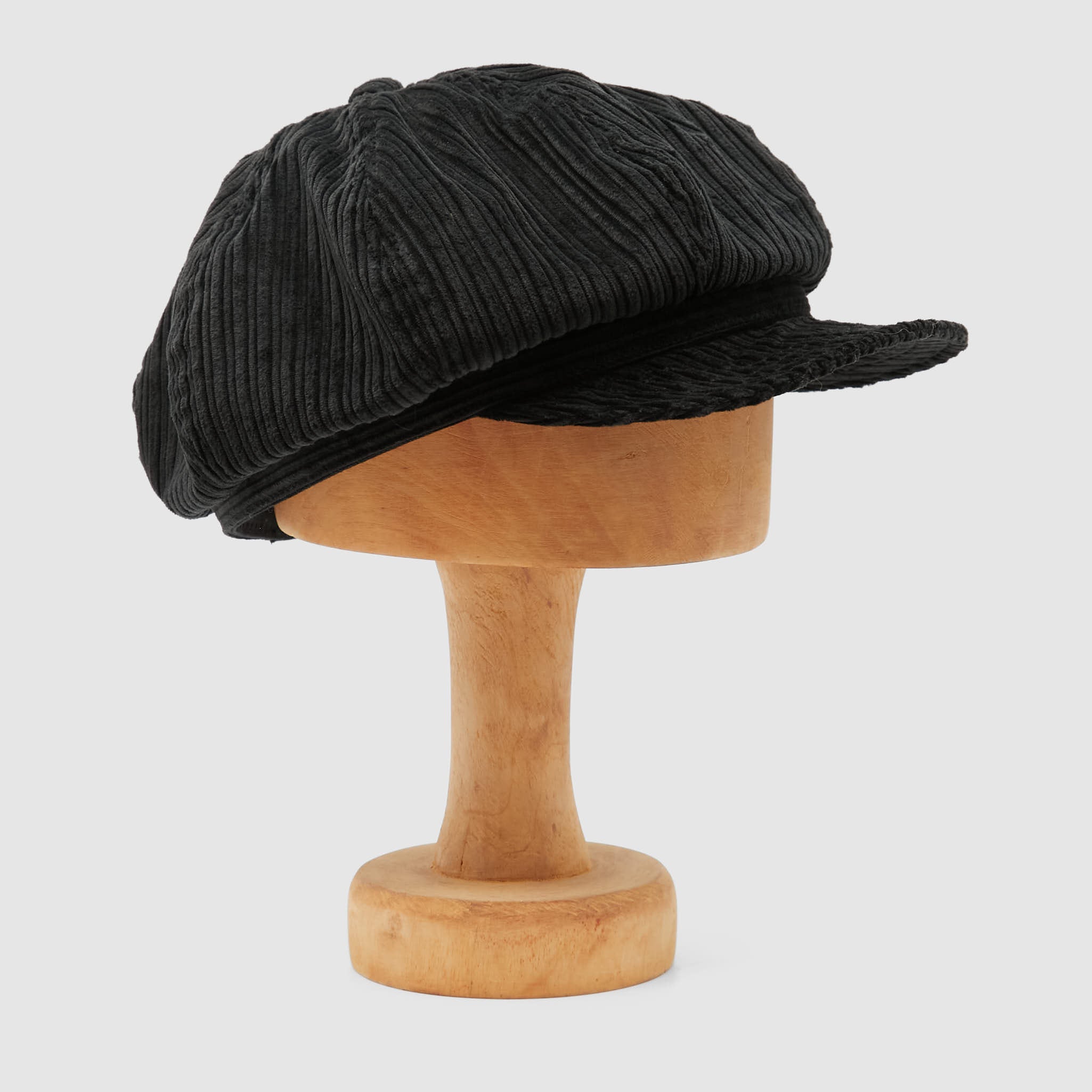 Black corduroy flat cap 2025